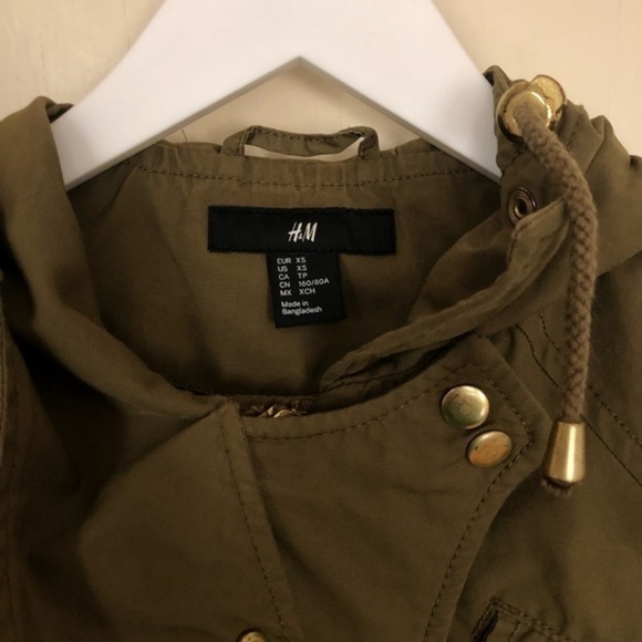 H&M Green Coat with Gold Accents Size XS - Picture 7 of 10